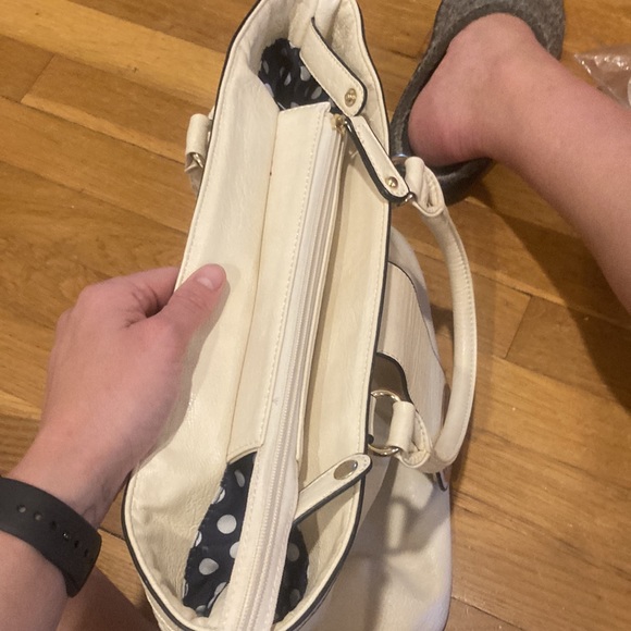 Purse - Picture 5 of 6